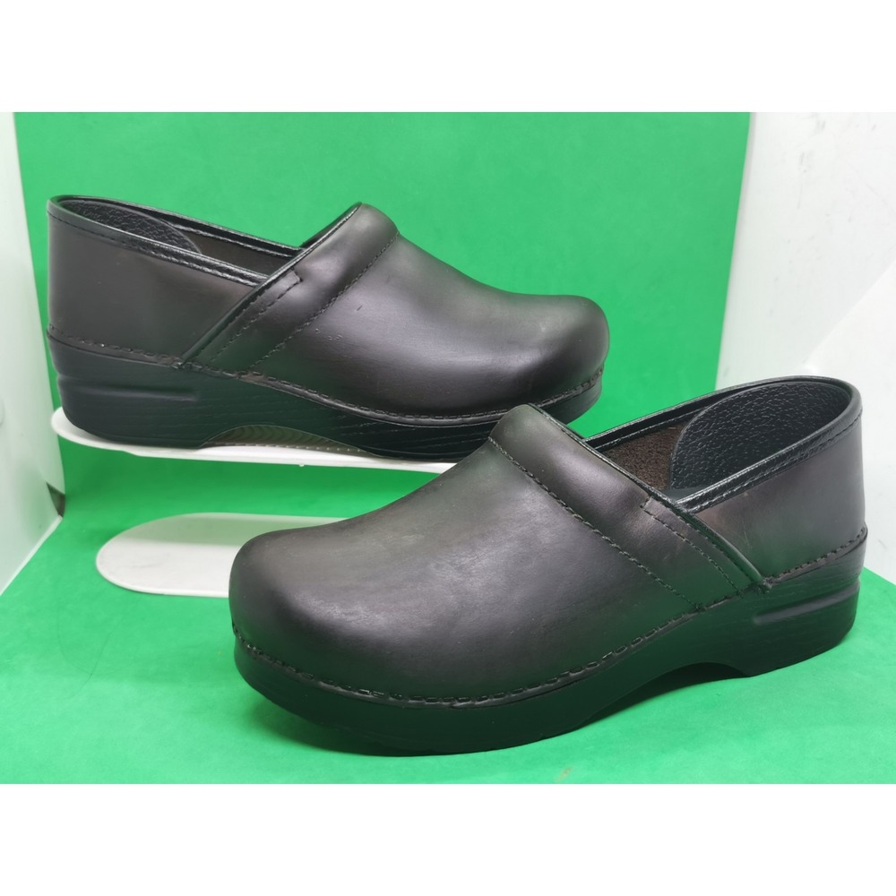 Dansko Women's Professional Antique Brown Oiled Leather Size 39/ 9 - Picture 2 of 16